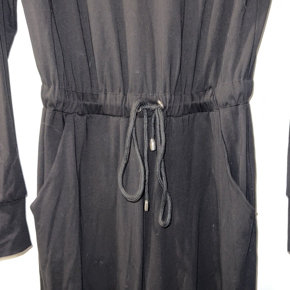 Revolve jumpsuit - Picture 2 of 3